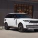 Ничего святого. Представлен совершенно новый Range Rover — на батарейках